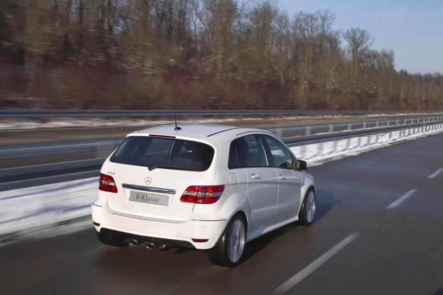  Mercedes-Benz B55 AMG 2011 года  (фото 6 из 7)